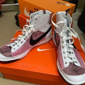 Nike Blazer Mid Sneakers in Black & Pink Snakeskin